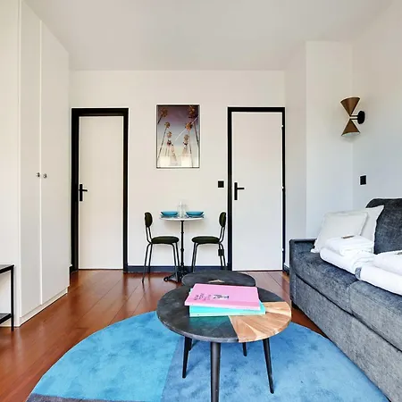 8e - Refait A Neuf - 4eme Etage Avec Ascenseur