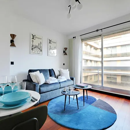 8e - Refait A Neuf - 4eme Etage Avec Ascenseur * Paris